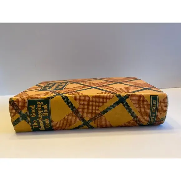 The Good Housekeeping Vintage Collectable Hardcover Cookbook 1942 Edition - Picture 3 of 10